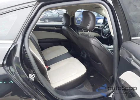 2019 Ford Fusion Se z USA, uszkodzony, nr VIN 3FA6P0HDXKR126565